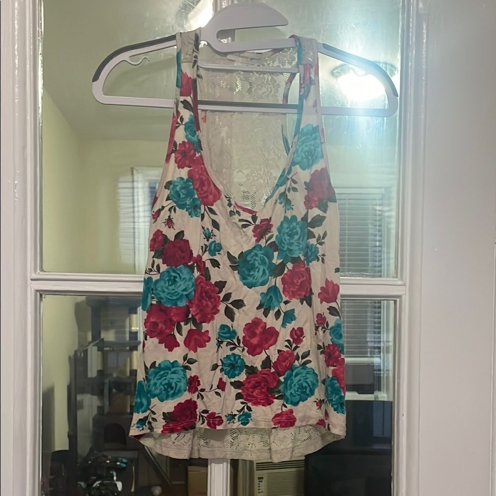 Preowned ambitious apparel Floral sleeveless summer Tank top sizes small